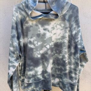 SO Women's Blue and Gray Tie-Dye Hoodie